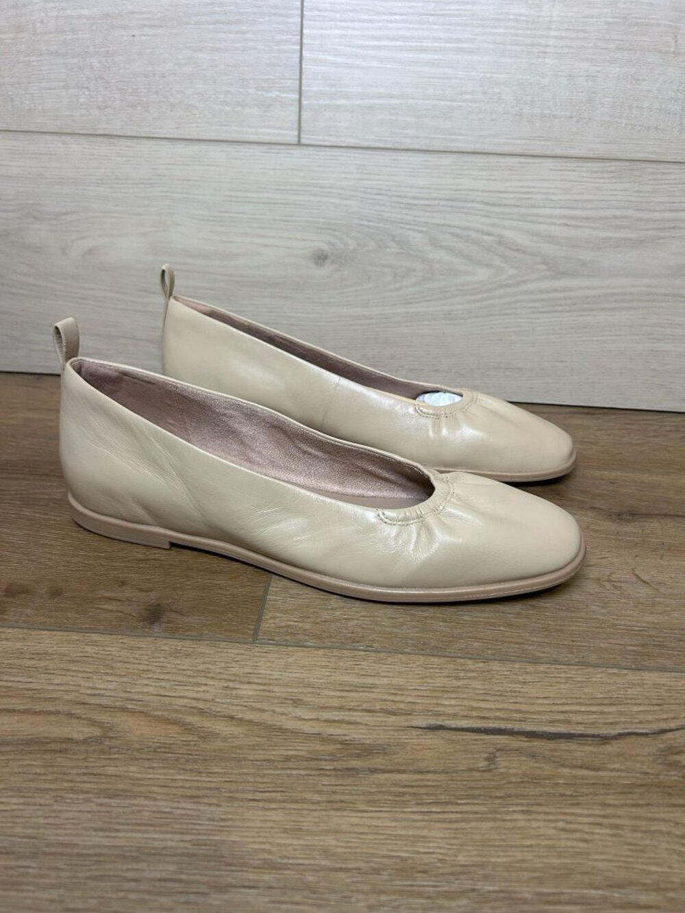 Naturalizer Estie Flat Shoes Square Toe Women's Coastal Tan Size 10 1/2 M NWT